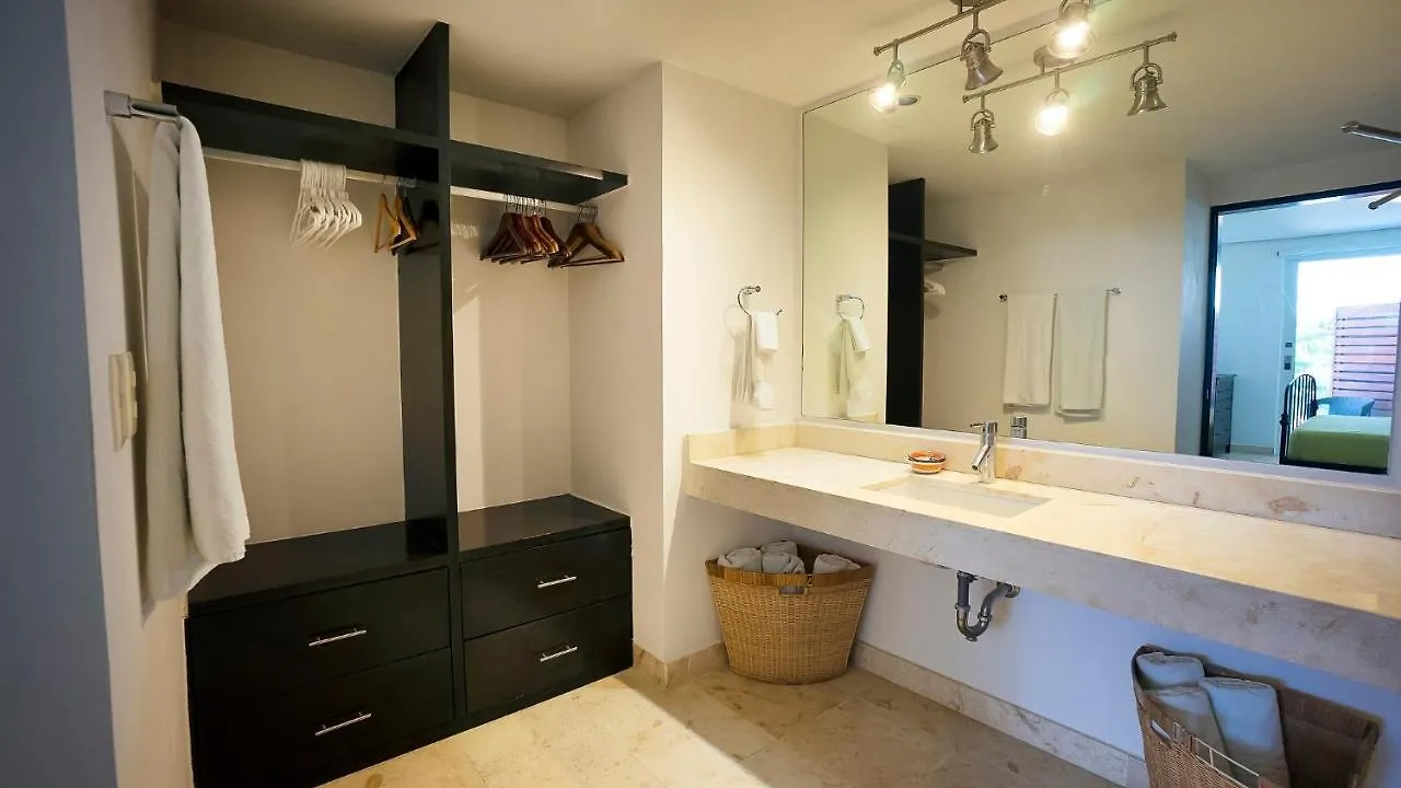 Elements 216 Condo Playa del Carmen Appartement