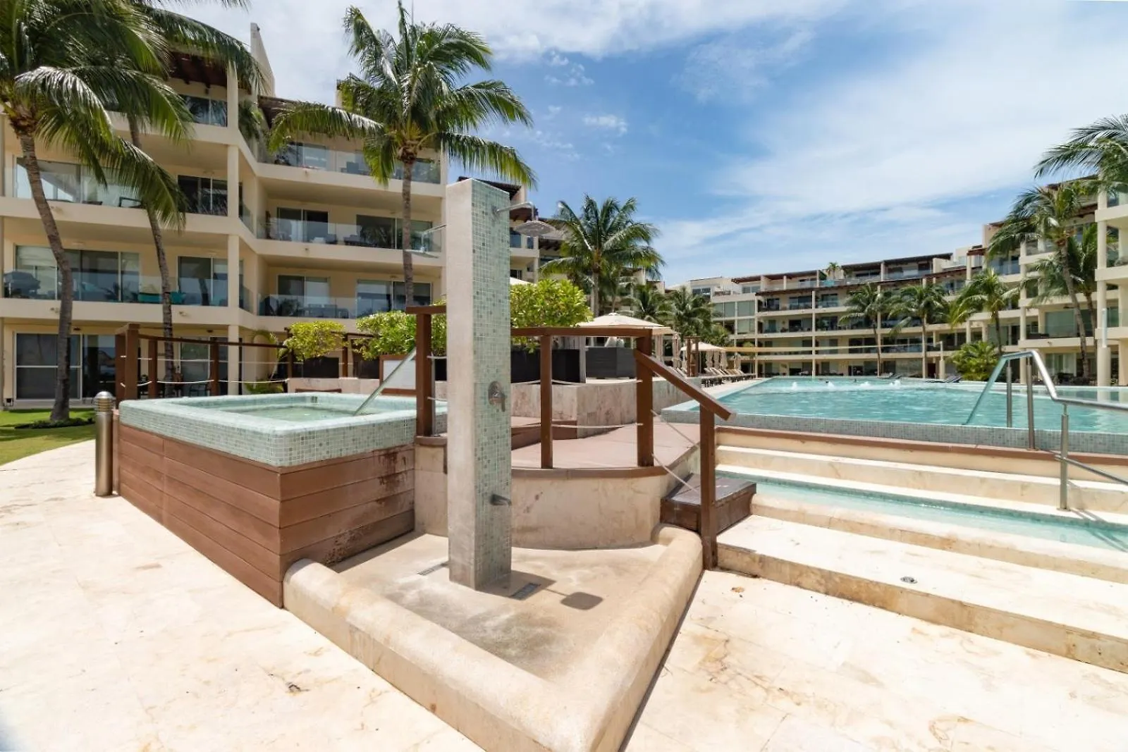 Elements 216 Condo Playa del Carmen Apartment